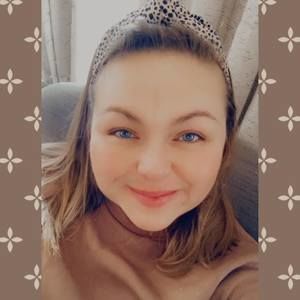 Meet your Posher, Becky